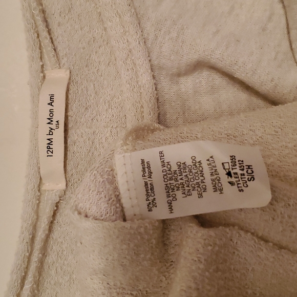 12pm by Mon Ami off white sweater. - Picture 4 of 4